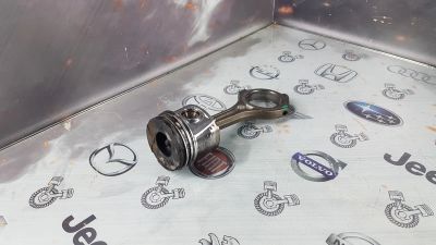 Лот: 23589470. Фото: 1. Шатун Audi A6 AKE 059107066L... Двигатель и элементы двигателя