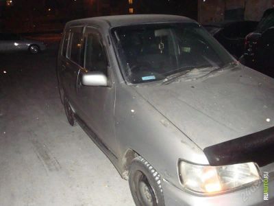 Лот: 2455362. Фото: 1. nissan cube 2000 г.в. Автомобили