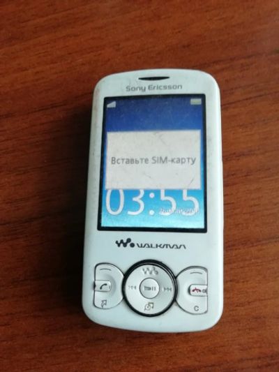 Лот: 17507092. Фото: 1. Sony Ericsson W100i. Кнопочные мобильные телефоны