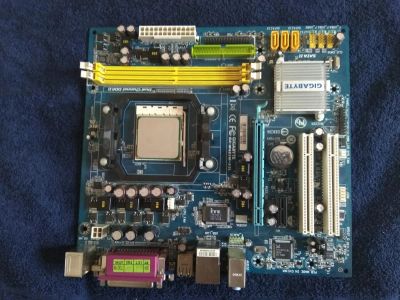 Лот: 11053020. Фото: 1. Gigabyte GA-M68SM-S2L (Мат.плата... Материнские платы