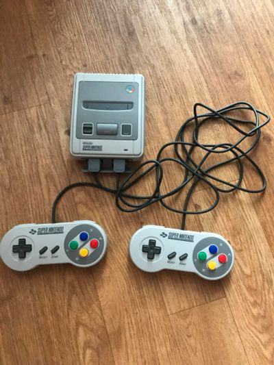 Лот: 10948095. Фото: 1. Super Nintendo mini. Игровые приставки, консоли