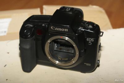 Лот: 9753080. Фото: 1. пленочный Canon eos 5. Плёночные зеркальные