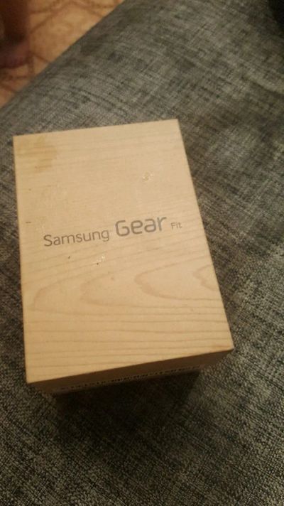 Лот: 12491431. Фото: 1. Часы Samsung gear fit. Смарт-часы, фитнес-браслеты, аксессуары