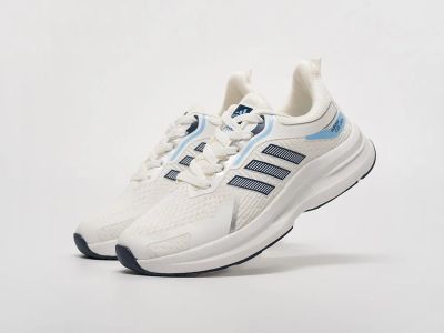 Лот: 24974240. Фото: 1. Кроссовки Adidas. Кеды, кроссовки, слипоны