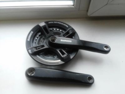Лот: 5489766. Фото: 1. Шатуны Shimano FC-M171 + картека... Запчасти