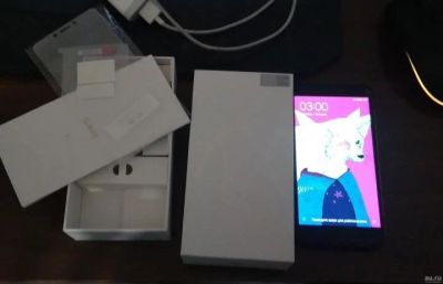 Лот: 13203389. Фото: 1. Xiaomi Redmi 4x 3gb ram 32gb состояние... Смартфоны