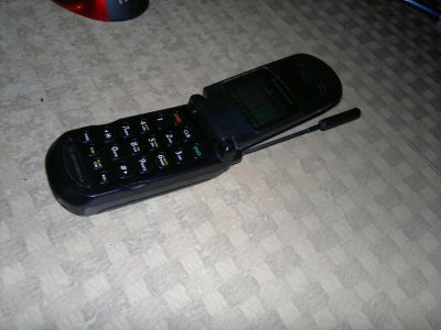 Лот: 3976374. Фото: 1. Раритет Motorola. Кнопочные мобильные телефоны