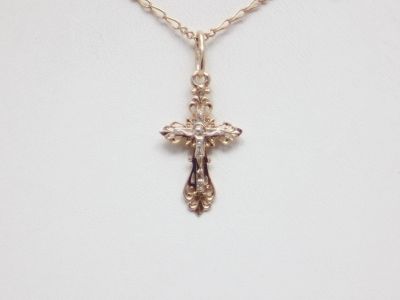 Лот: 13886402. Фото: 1. ЗОЛОТОЙ КРЕСТ 0,94 ГРАММ. Другое (ювелирные изделия, бижутерия, часы)