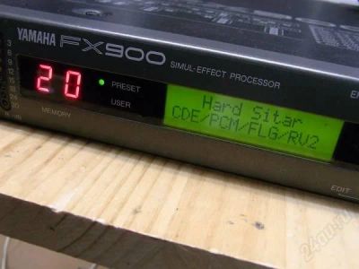 Лот: 1760912. Фото: 1. процессор эффектов YAMAHA FX-900... Гитарные эффекты и комбоусилители