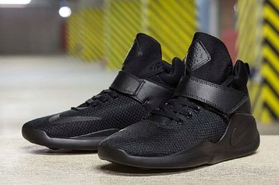 Лот: 10785656. Фото: 1. Кроссовки Nike Kwazi Black арт... Кеды, кроссовки, слипоны