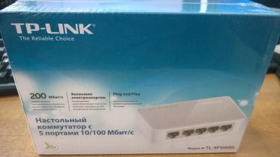 Лот: 5526436. Фото: 1. Коммутатор с 5 портами TP-Link... Маршрутизаторы (роутеры)