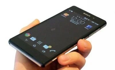 Лот: 11151755. Фото: 1. Sony Xperia Z 2. Смартфоны