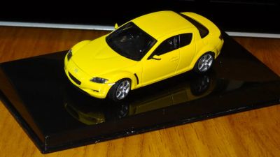 Лот: 5862248. Фото: 1. Mazda RX8 Autoart. Автомоделизм