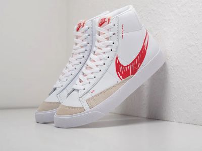 Лот: 20581381. Фото: 1. Кроссовки Nike Blazer Mid 77. Кеды, кроссовки, слипоны