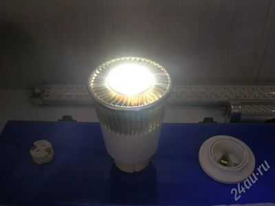 Лот: 584992. Фото: 1. Лампа светодиодная 6GU10 220V. Другое освещение