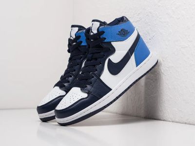 Лот: 24979576. Фото: 1. Кроссовки Nike Air Jordan 1 Mid. Кеды, кроссовки, слипоны