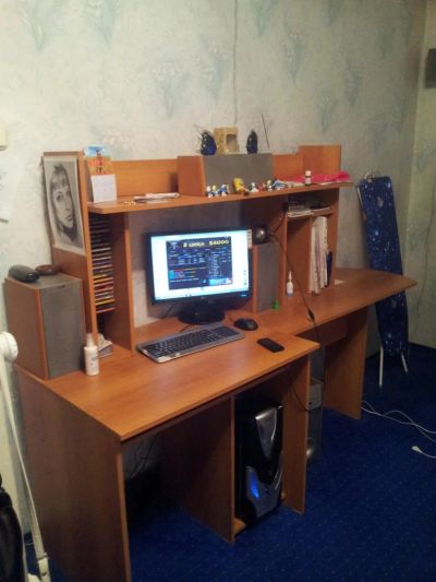 Лот: 4440335. Фото: 1. Стол. Компьютерные и письменные столы