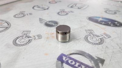 Лот: 23586879. Фото: 1. Толкатель ТНВД Mazda Axela LF-VDS... Топливная система