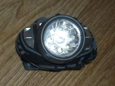 Лот: 4599536. Фото: 1. Фонарик налобный 9LED. Фонарики