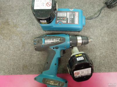 Лот: 10757070. Фото: 1. Шуруповерт makita 6347d б/у аккумулятор... Электроинструмент