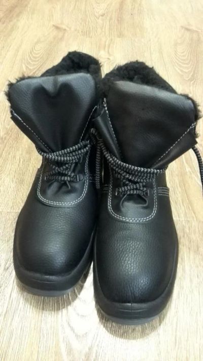 Лот: 8679342. Фото: 1. Мужские ботинки 46 размера зима... Ботинки, полуботинки