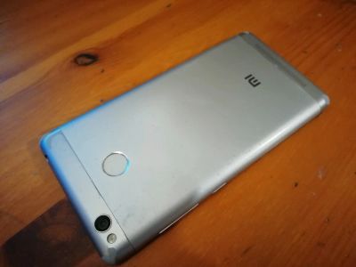 Лот: 11524904. Фото: 1. Продам б/у Xiaomi Redmi 3S (3Gb... Смартфоны