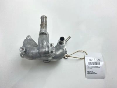 Лот: 23685873. Фото: 1. Патрубок системы охлаждения Toyota... Тормозная система