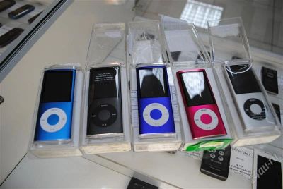 Лот: 840262. Фото: 1. Ipod Nano 8 GB. Плееры