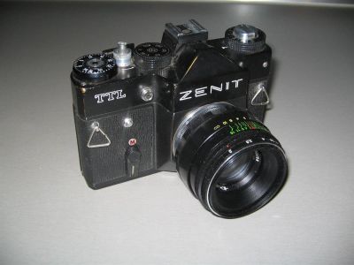 Лот: 3095905. Фото: 1. фотоаппарат зенит TTL c обьективом... Плёночные зеркальные