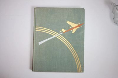 Лот: 23605999. Фото: 1. Детям. Стихи. Маяковский В. В... Художественная для детей