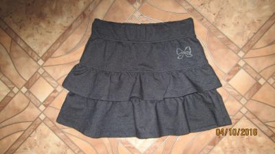 Лот: 8307341. Фото: 1. юбочка на девочку 5-6 лет. Юбки