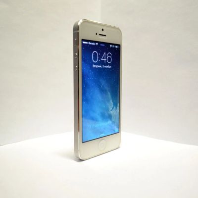 Лот: 4007357. Фото: 1. iPhone 5 White 16 GB в отличном... Смартфоны