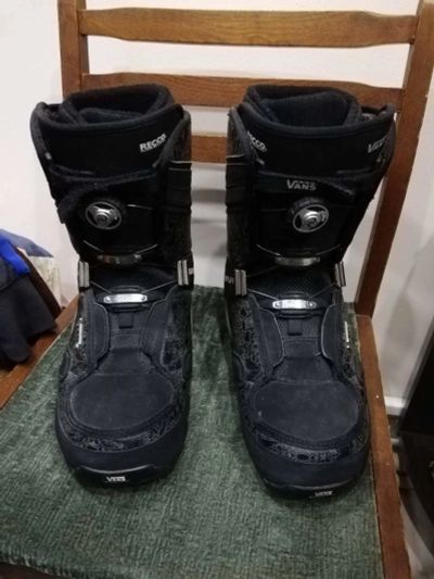 Лот: 12680091. Фото: 1. Сноубордические ботинки Vans Contra. Ботинки