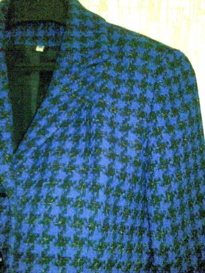 Лот: 4782298. Фото: 1. Фирменный пиджак синего цвета... Пиджаки, жилеты