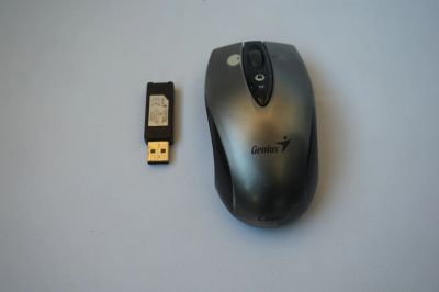 Лот: 12708003. Фото: 1. Мышь беспроводная лазерная Genius... Клавиатуры и мыши