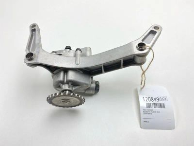 Лот: 25732363. Фото: 1. Насос масляный Hyundai H1 2011... Двигатель и элементы двигателя