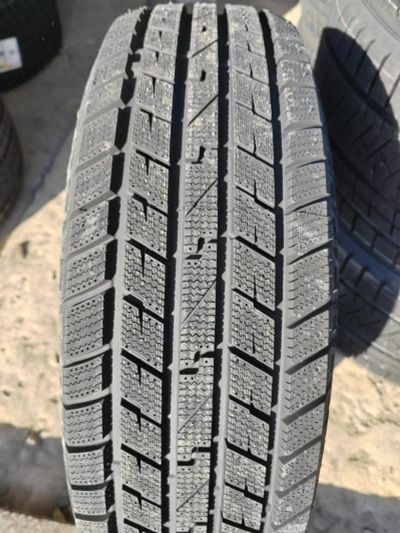 Лот: 24397714. Фото: 1. Зимняя резина 195/55 R-15 "Dynamo... Шины