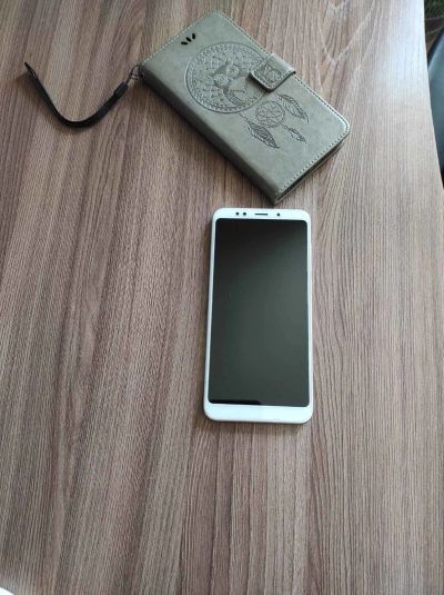Лот: 16295923. Фото: 1. Xiaomi Redmi 5 Plus. Смартфоны