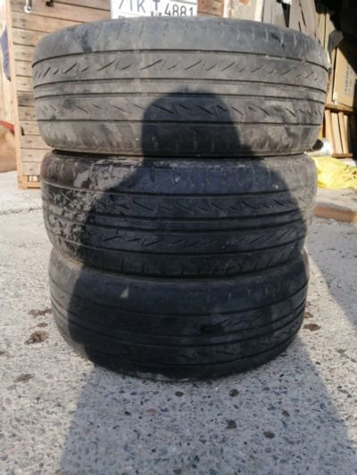 Лот: 17536755. Фото: 1. Bridgestone 215/55 R17 лето 3... Шины