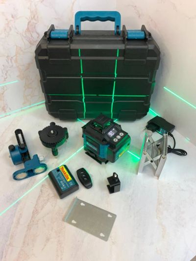 Лот: 21021053. Фото: 1. Лазернный нивелир Makita SK700D... Электроинструмент