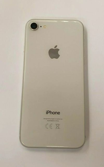 Лот: 16643649. Фото: 1. iphone 8 64gb обмен на другой... Смартфоны