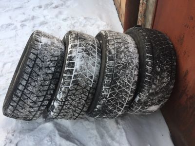 Лот: 12748429. Фото: 1. Bridgestone blizzak dm-v2 285... Шины