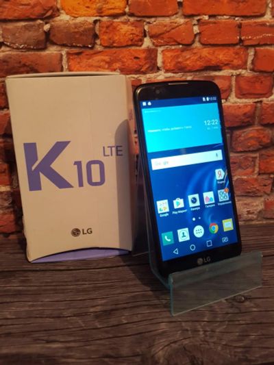 Лот: 11519362. Фото: 1. Телефон LG k10. Кнопочные мобильные телефоны
