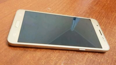 Лот: 12959664. Фото: 1. Samsung Galaxy j 7 обмен !. Смартфоны