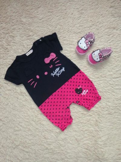 Лот: 11210107. Фото: 1. Комбинезон "Hello Kitty" для девочки... Костюмы, пиджаки, комбинезоны