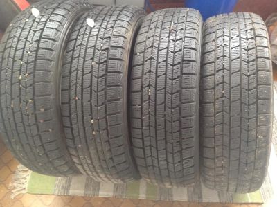 Лот: 10427611. Фото: 1. Зимние шины Dunlop 175/65 R14. Шины