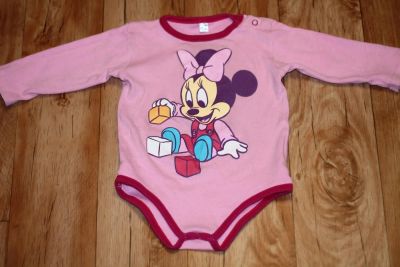 Лот: 5322730. Фото: 1. Розовое боди с микки маусом. Костюмы, пиджаки, комбинезоны