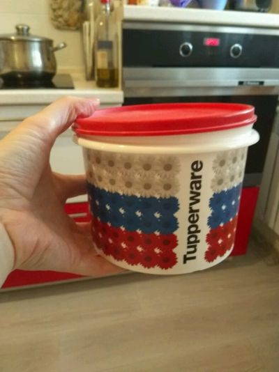 Лот: 11485308. Фото: 1. Чаша tupperware 1,1л новая. Контейнеры, банки