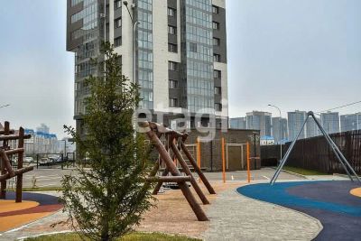 Лот: 25298732. Фото: 1. 4-комн. квартира , Красноярск... Квартиры, студии