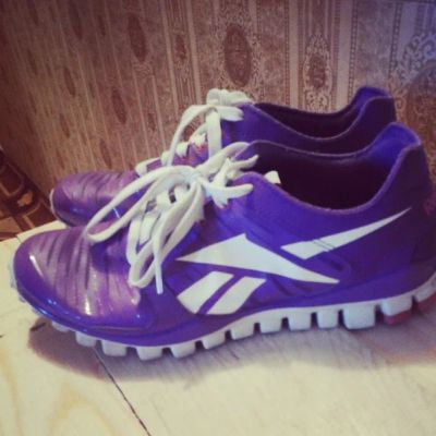 Лот: 4045063. Фото: 1. Кроссовки Reebok. Кеды, кроссовки, слипоны